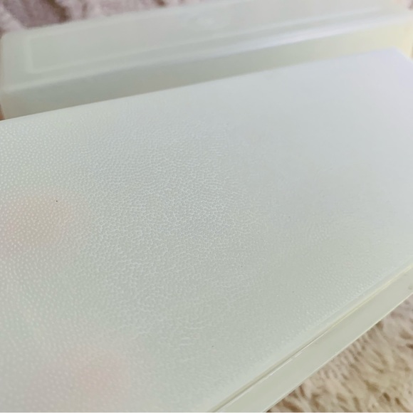 Vintage clear Tupperware Velvetta Cracker holder. Made in the USA - Picture 4 of 8